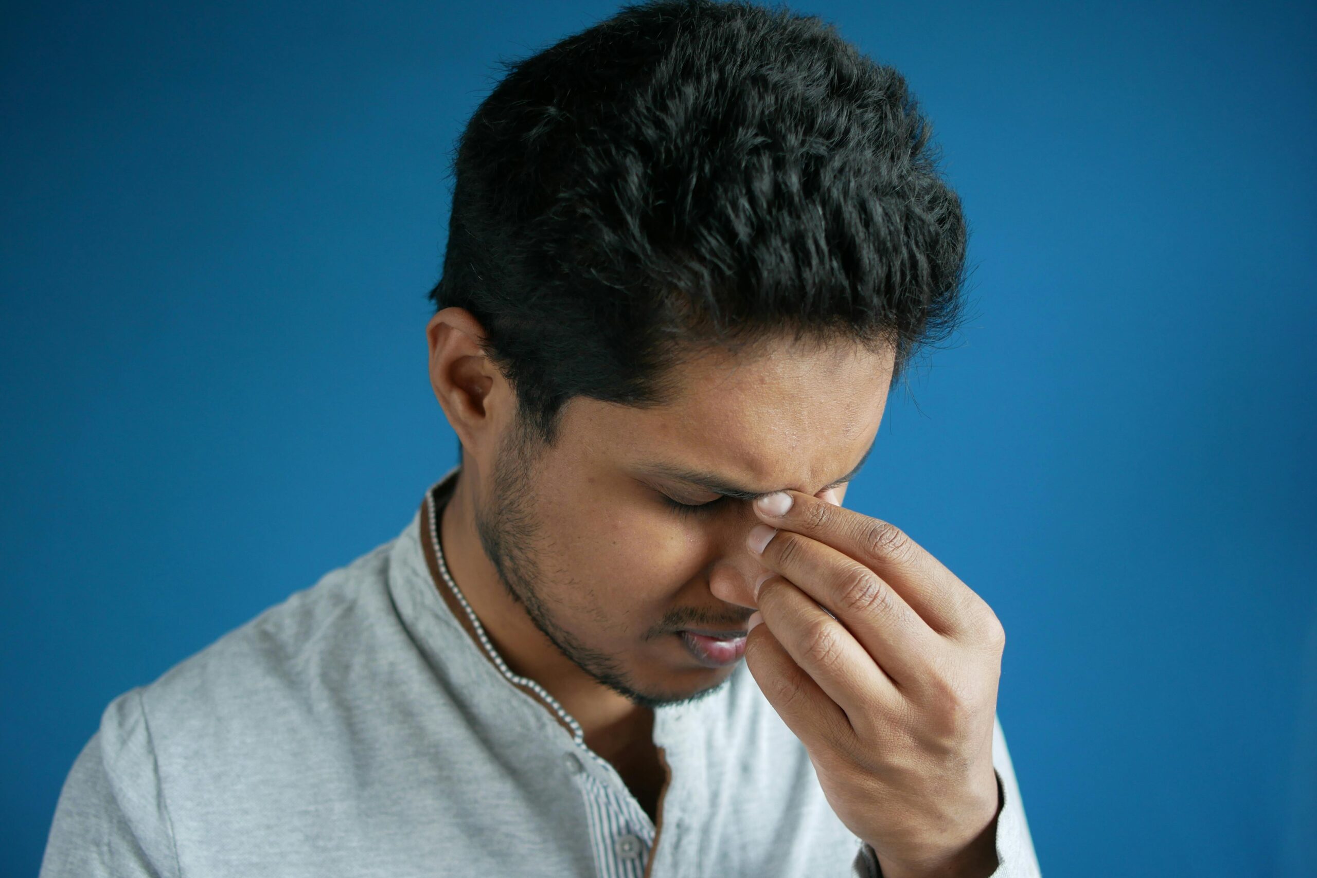 Migraine headache illustration - Noida Pain Management Clinic